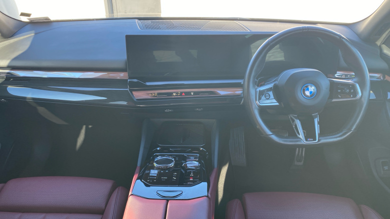 BMW i5 250kW eDrive40 M Sport Pro 84kWh 4dr Auto Electric Saloon